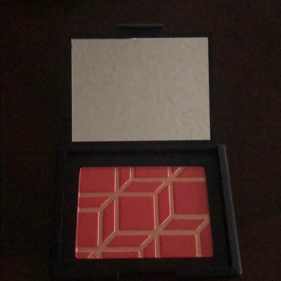 NARS - Picture 3 of 3